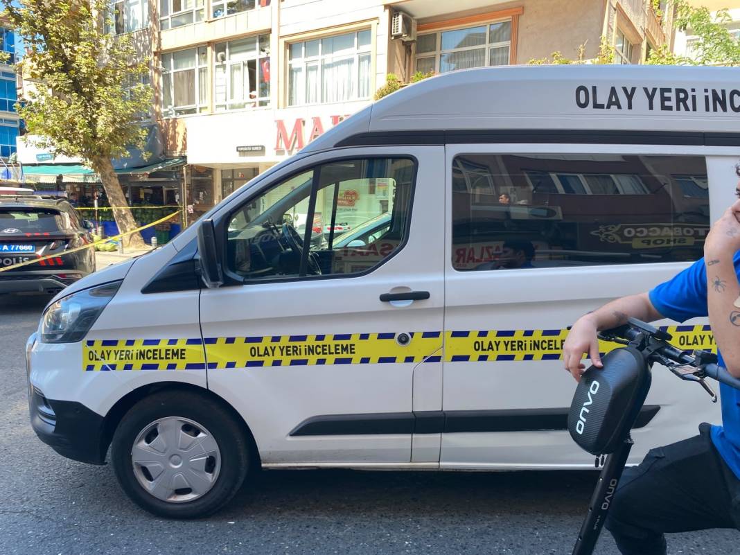 Tonlarca ağırlığın altında kaldı! 4
